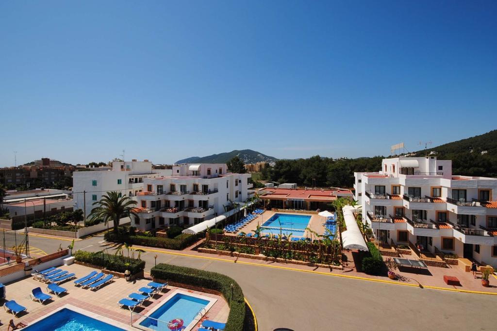 Casa Luis Apartments Santa Eularia des Riu Luaran gambar