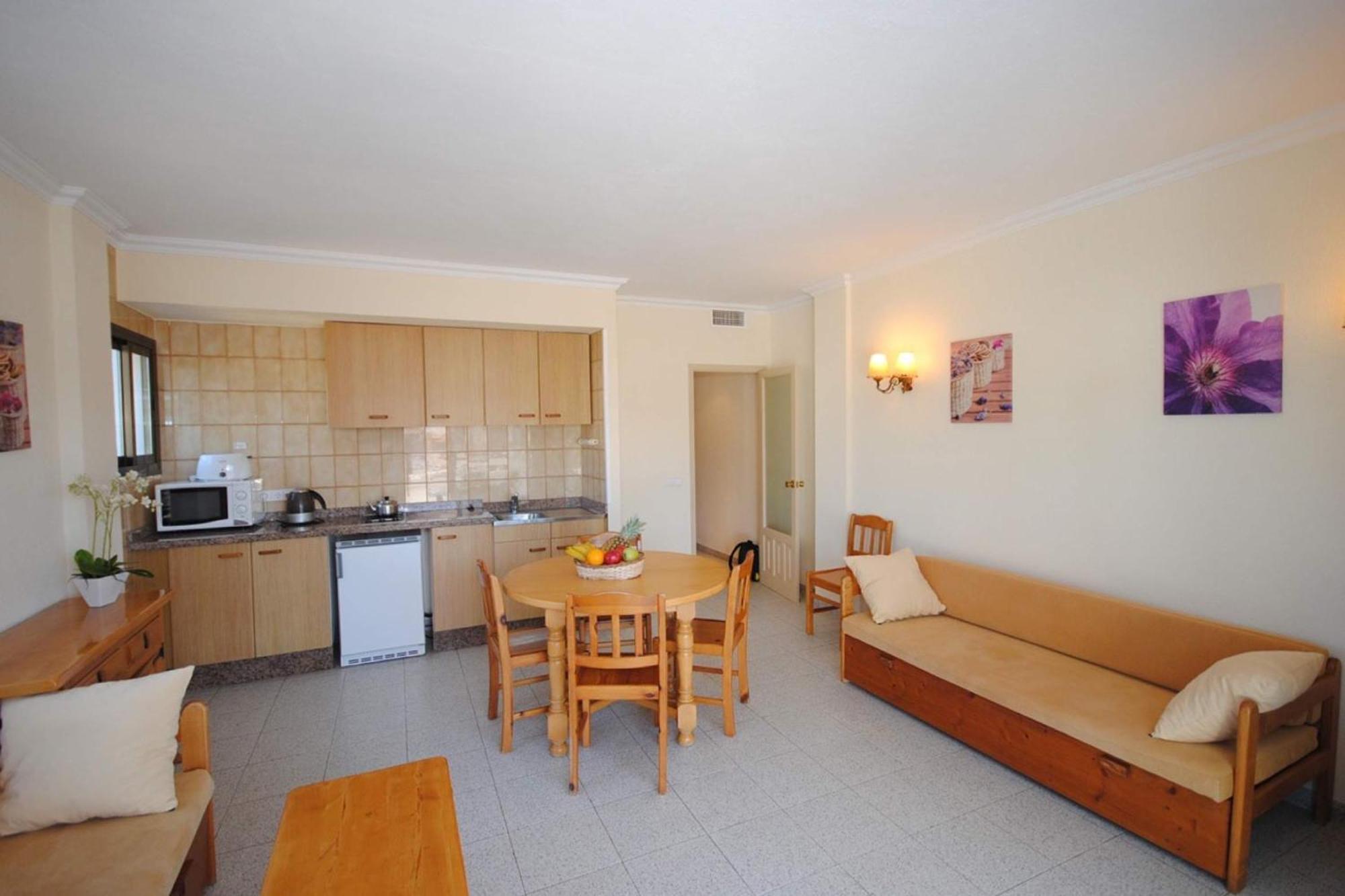 Casa Luis Apartments Santa Eularia des Riu Bilik gambar