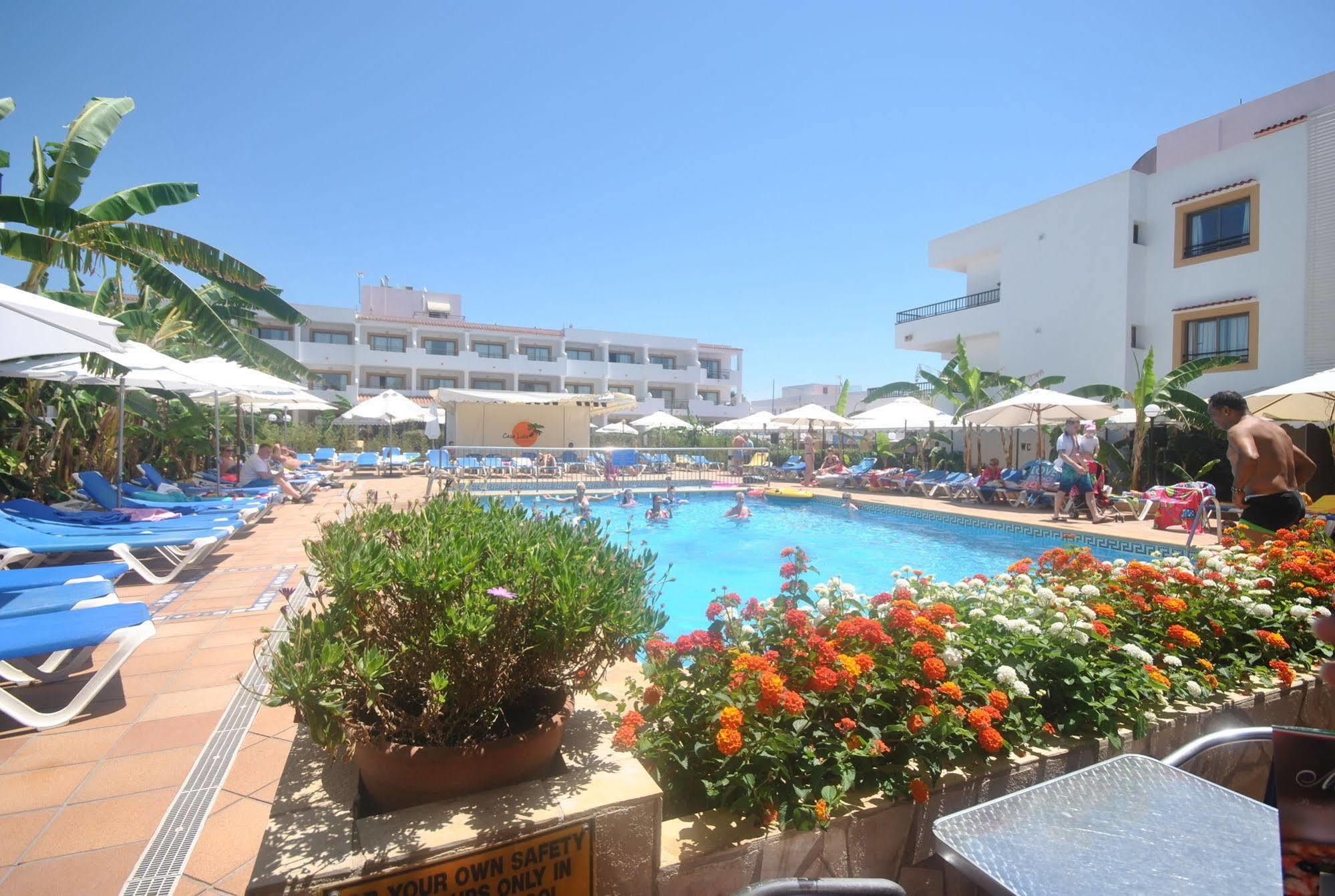 Casa Luis Apartments Santa Eularia des Riu Luaran gambar