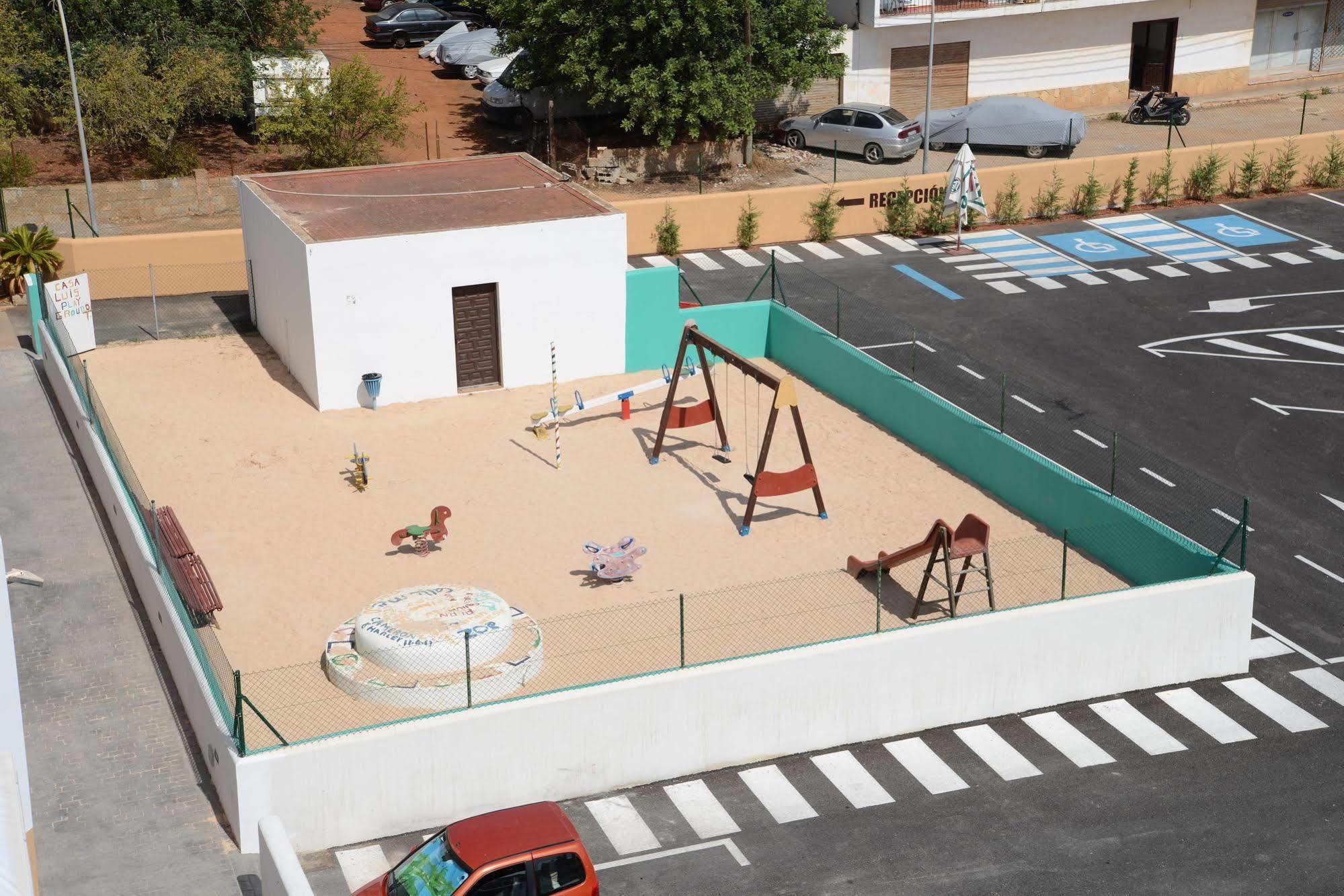 Casa Luis Apartments Santa Eularia des Riu Luaran gambar
