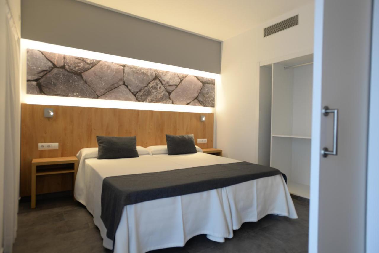 Casa Luis Apartments Santa Eularia des Riu Luaran gambar
