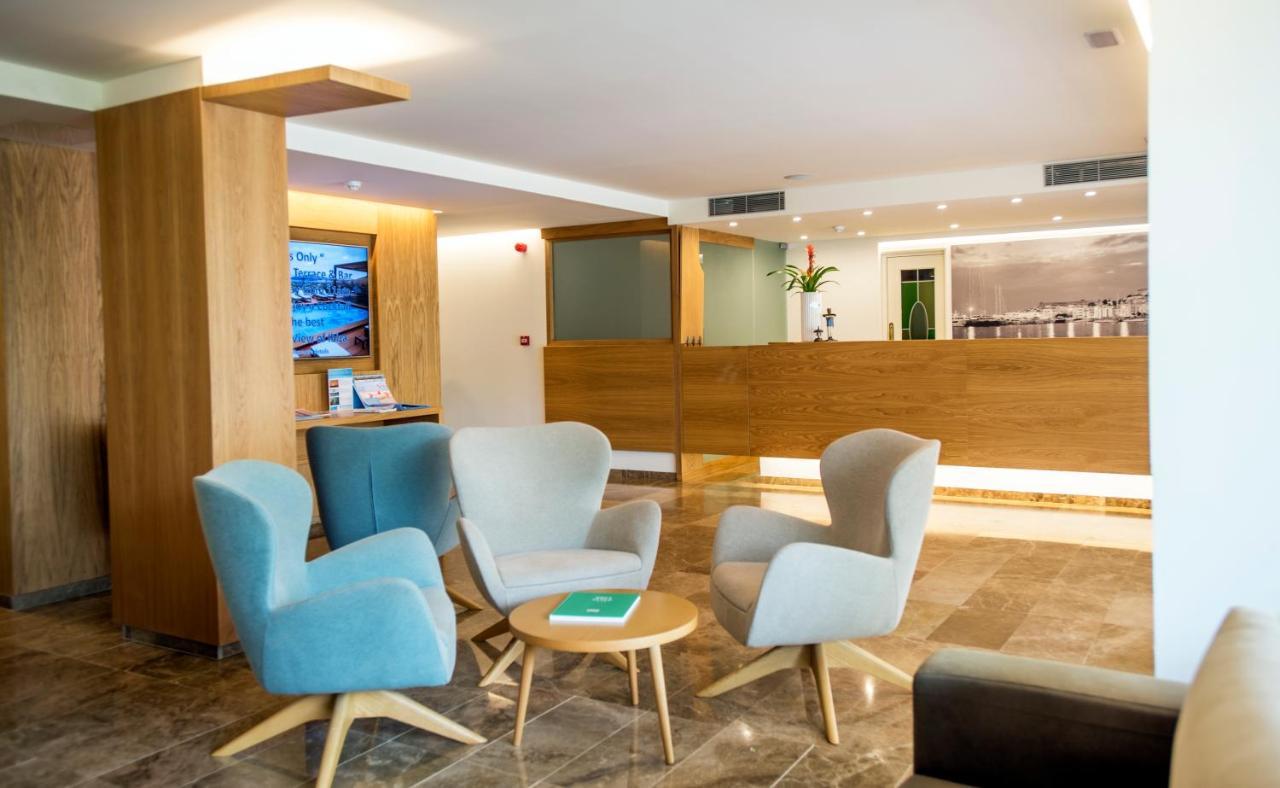 Casa Luis Apartments Santa Eularia des Riu Luaran gambar