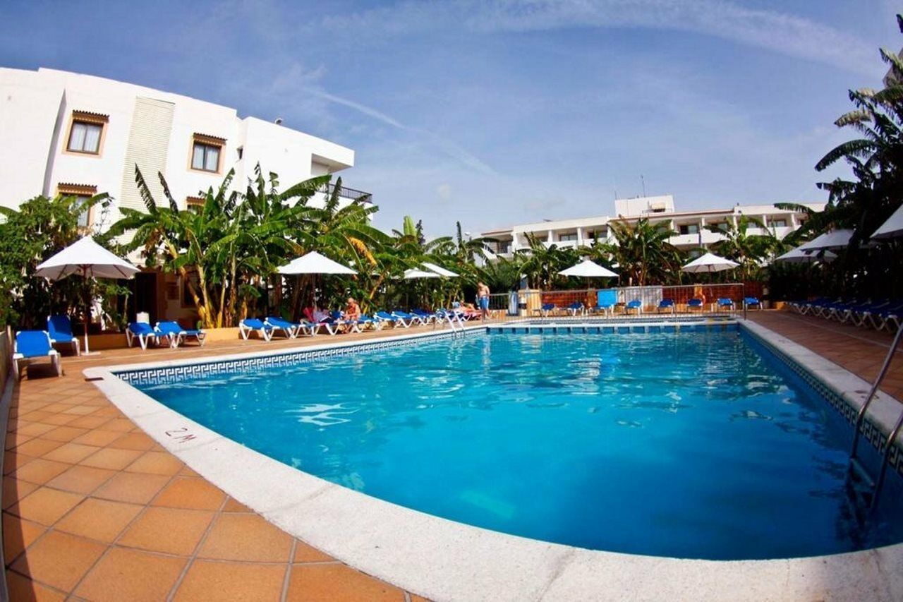 Casa Luis Apartments Santa Eularia des Riu Luaran gambar